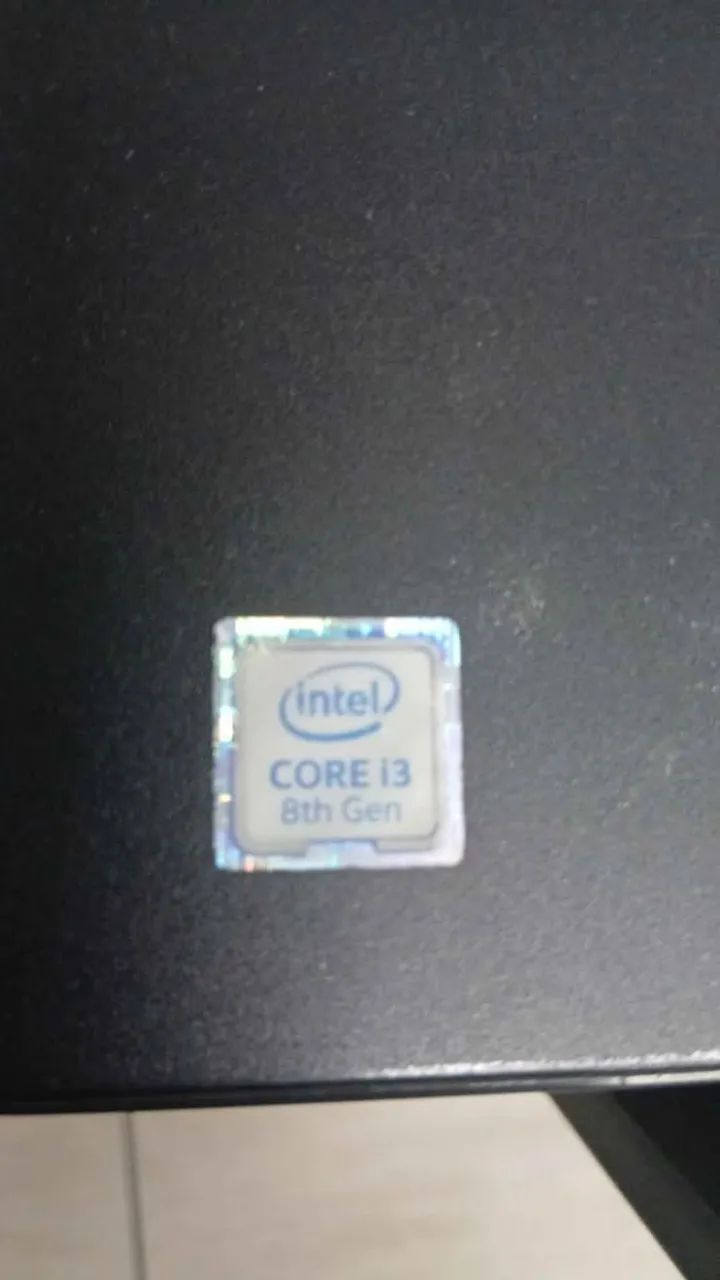 Notebook Dell em bom estado.