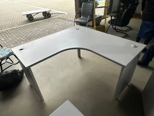 Mesa em L Cinza - Foto 5