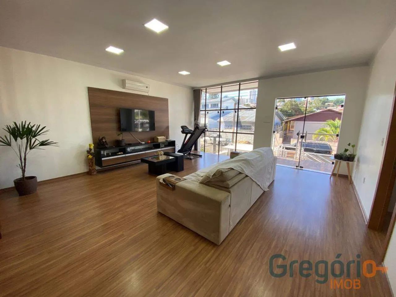 IMÓVEL PERFEITO: CASA 3 DORMITÓRIOS RESIDENCIAL E COMERCIAL COM QUIOSQUE - Foto 3
