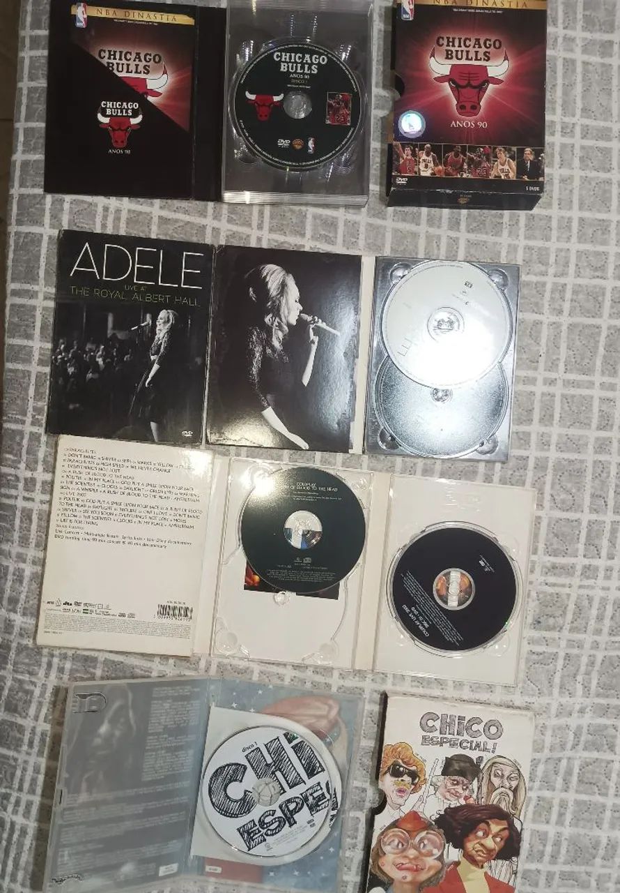 4 Boxes De DVD (Adele, Coldplay, Chicago Bulls, Chico Anysio), LEIA O ANÚNCIO  - Foto 2