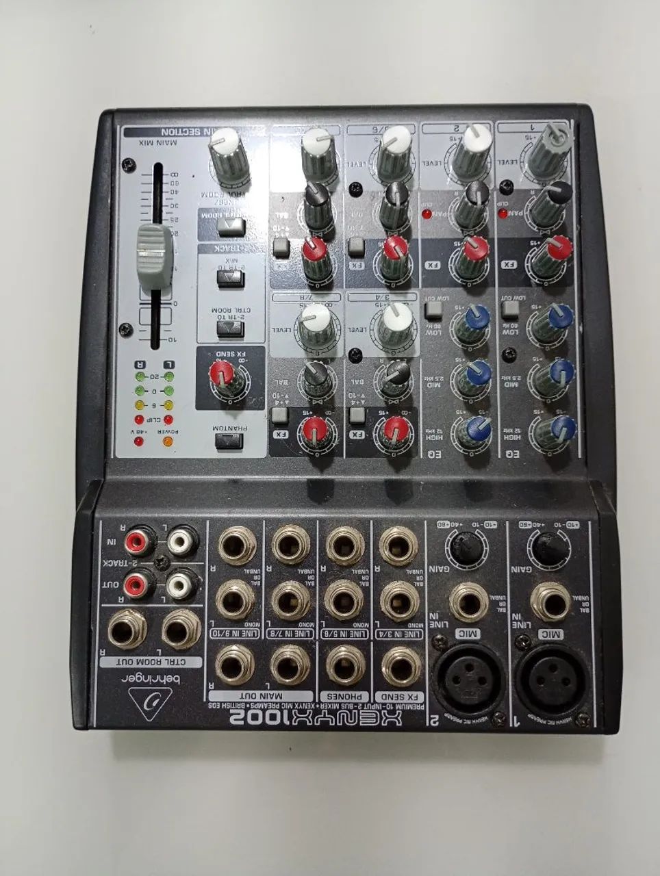Mesa de som com 6 canais Behringer  - Foto 3