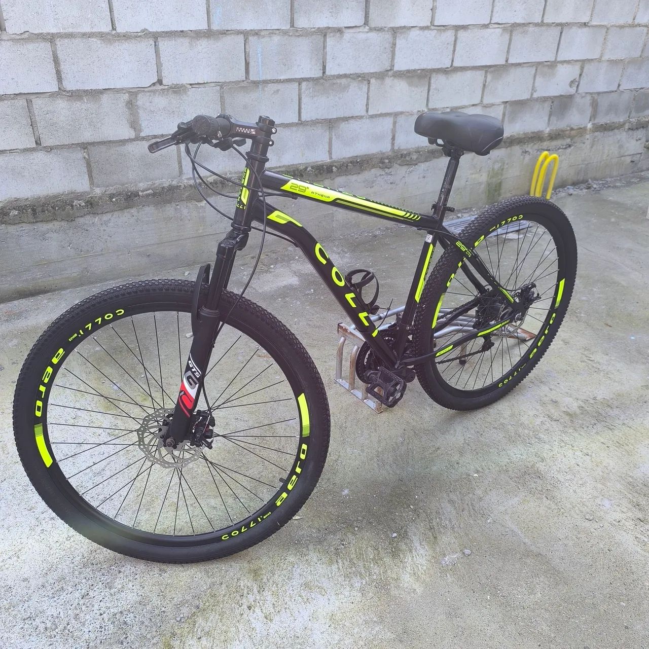 Bicicleta Colli Athena High Performance Aro 29, Estado de Nova! - Foto 5