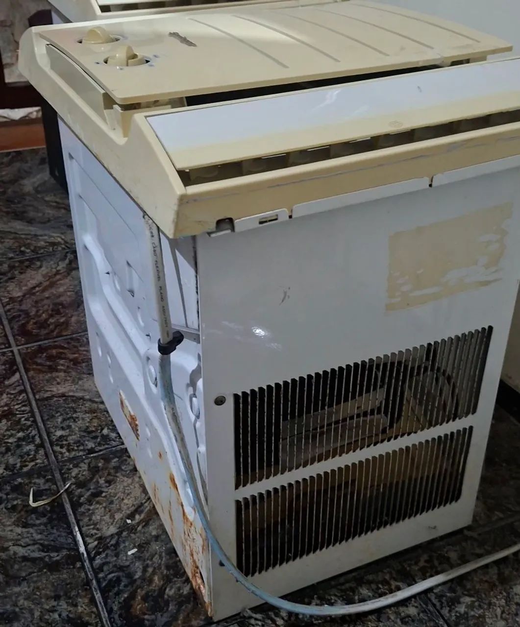 Ar condicionado springer com defeito - Foto 4