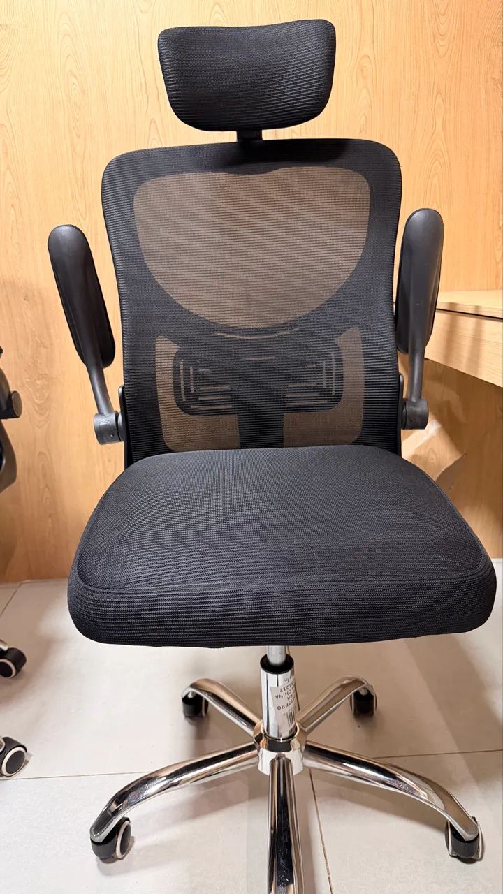 Cadeira de estudo - vendo 5, preço unitário  - Foto 4