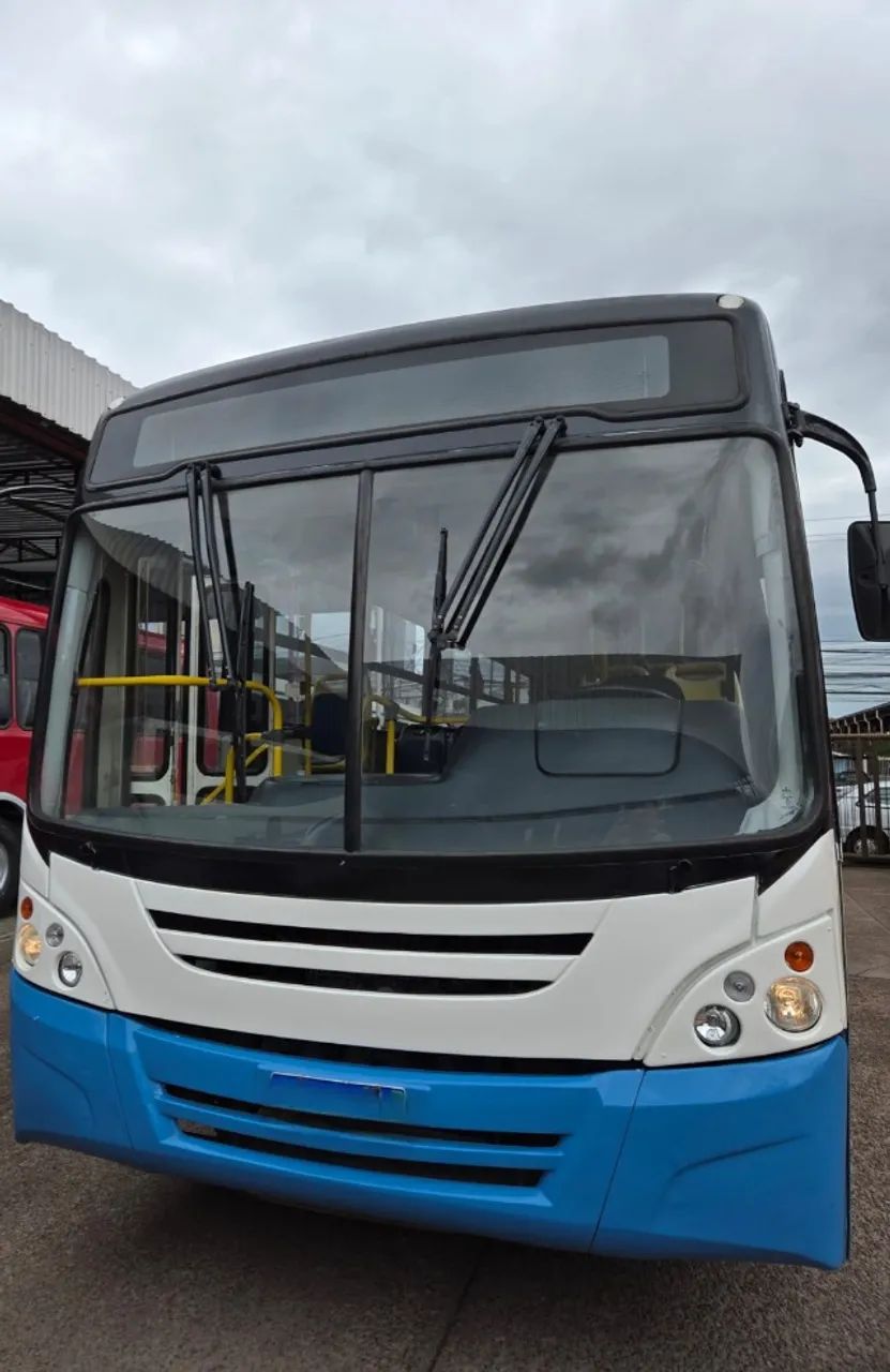MBenz 1722, com truck, 2010, Mascarello, 56 Lug. 2 P, c/elev. TR * c/ Airton - Foto 3