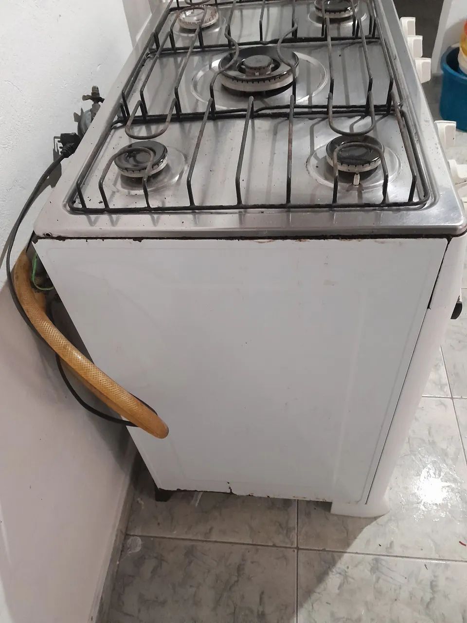 Vando este fogão mais sofá 