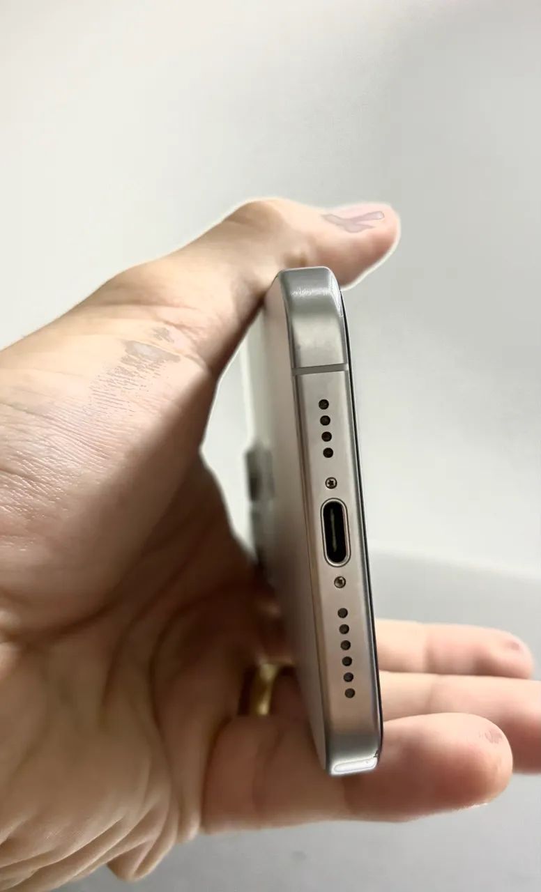 iPhone 15 pro max 256gb | 87% Bateria - Foto 3