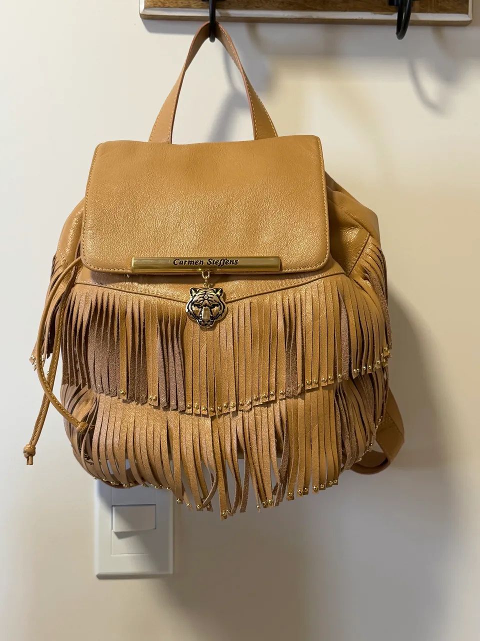 Mochila em couro Carmen Steffens nova - Foto 2