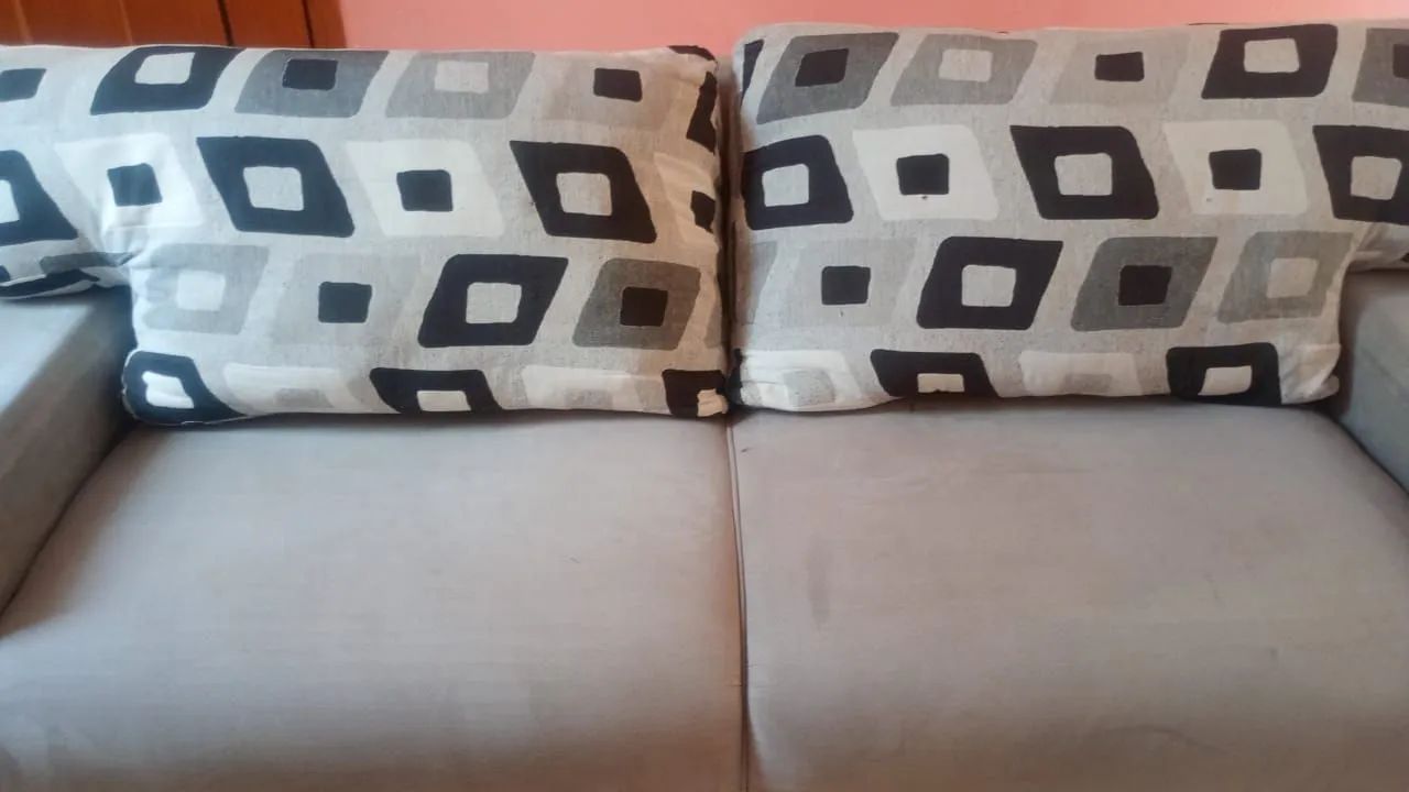 Sofá 3 lugares - Foto 3