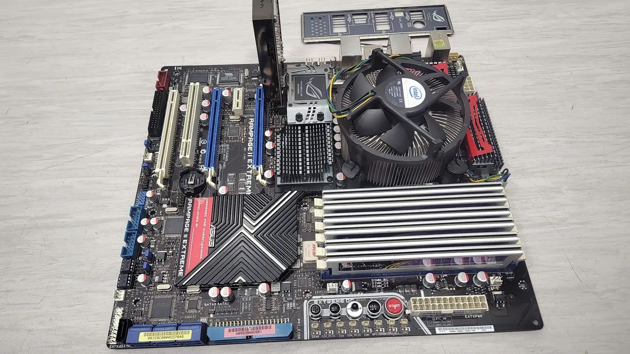 Kit Asus ROG I7 12GB Ram Rampage II EXTREME  - Foto 5
