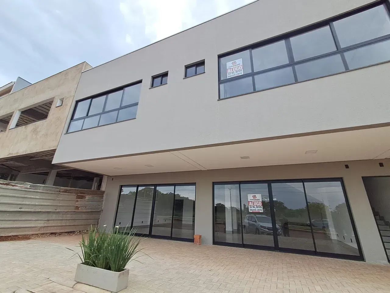 Sala comercial térrea com 180 m na 606 sul AV LO 13 - Foto 2