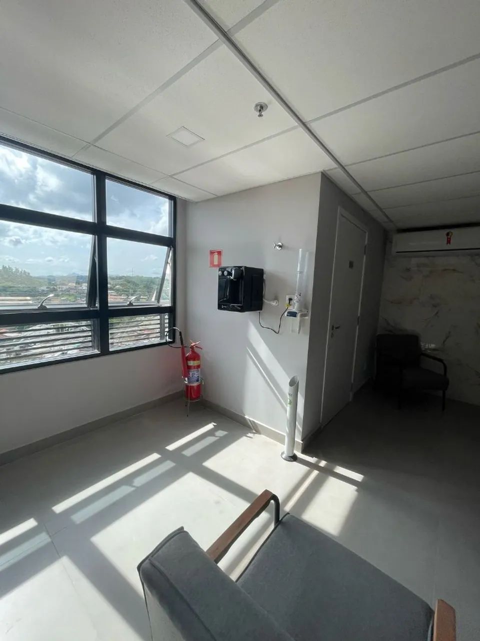 Três Rios (XV Novembro) - Sala com 24 m².  - Foto 2