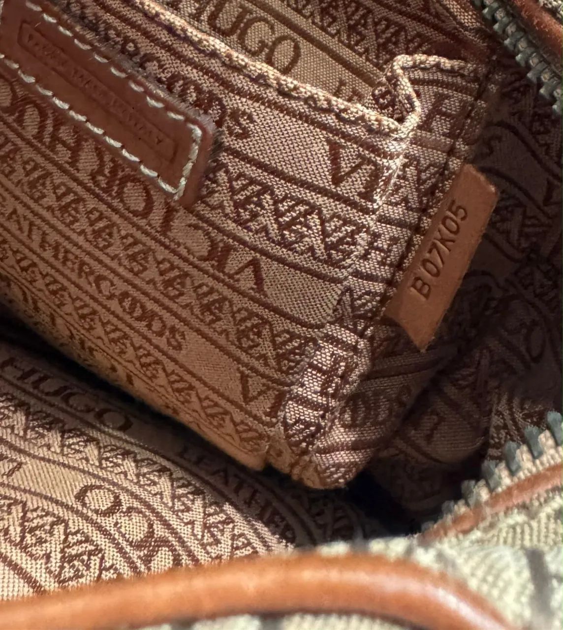 Bolsa Victor Hugo ombro  - Foto 4