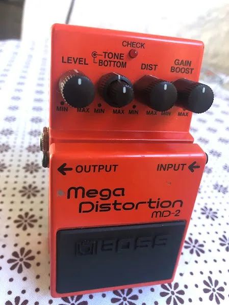 Pedal Mega Distortion MD-2 Boss parcelo no Olxpay,ML e MPG avalio troca - Foto 6