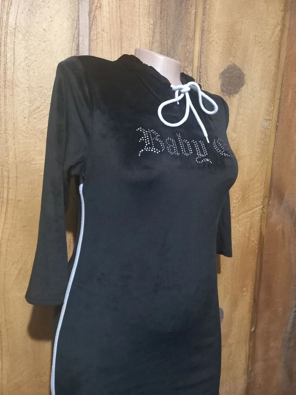Vestido com capuz - Foto 4