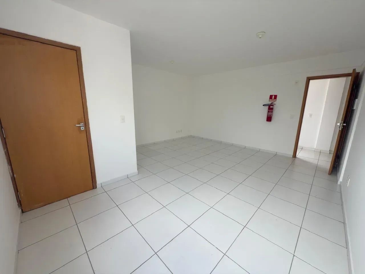 Sala Comercial com 40 m2, sala ampla com banheiro em Ininga - Teresina - PI - Foto 2