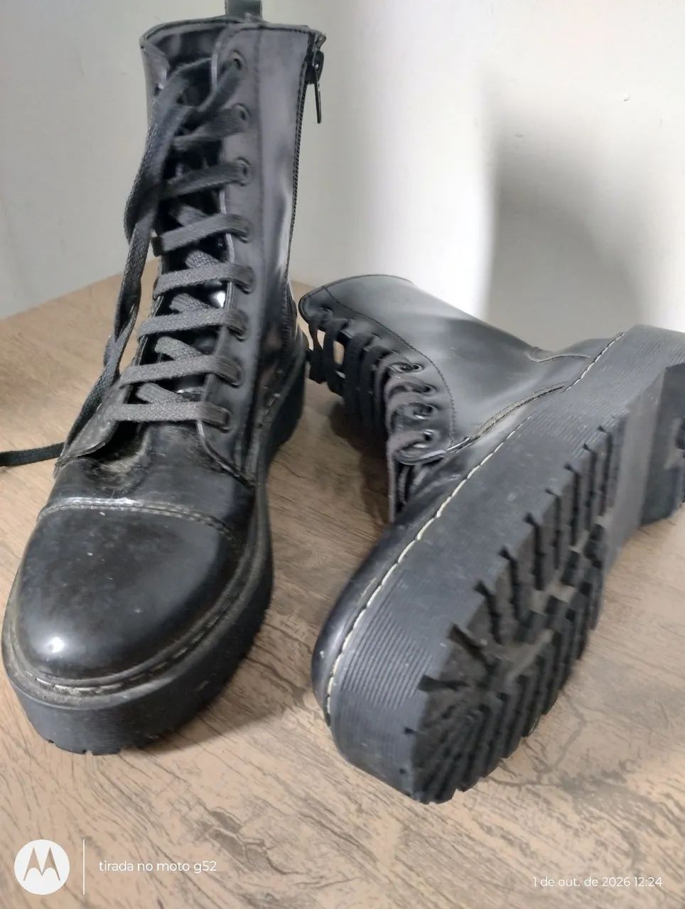 Bota preta 