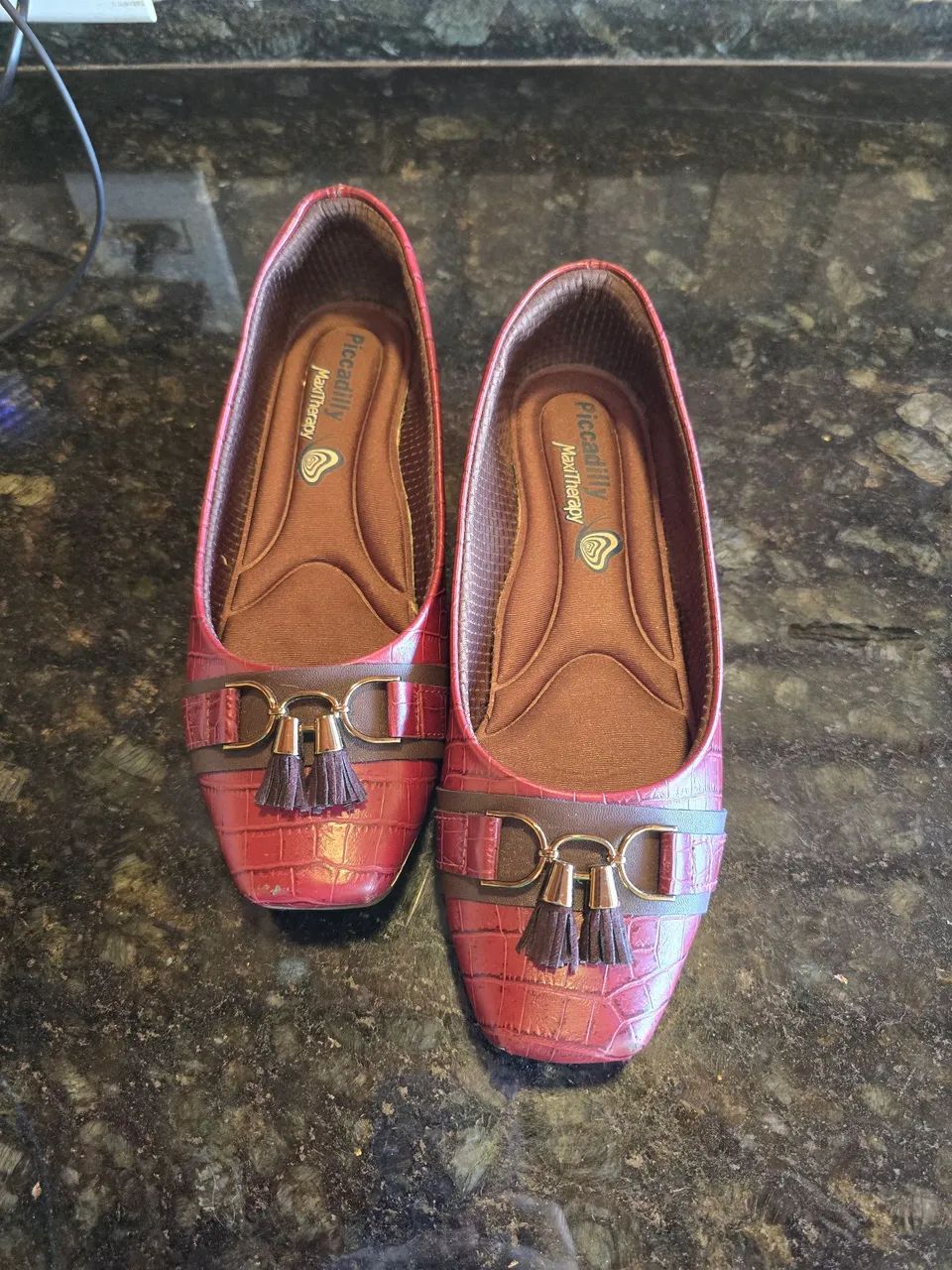 Sapato anabela vinho Piccadilly Maxitherapy