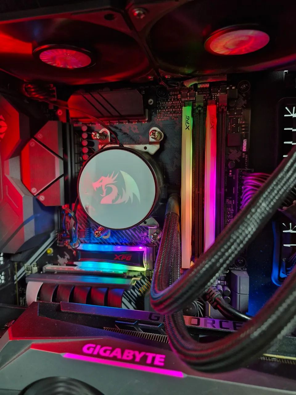 KIT Placa mãe x570 Plus - Memoria RAM 2x16GB XPG RGB
