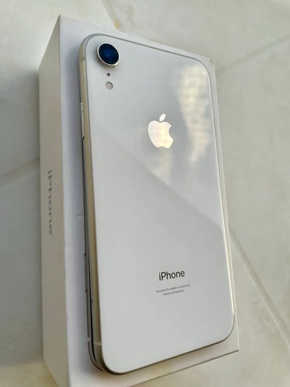 iPhone XR Branco 64GB - Foto 4