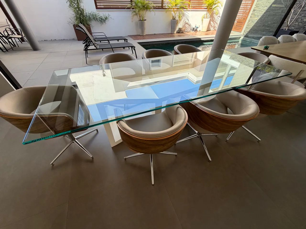 Mesa de Jantar com cadeiras