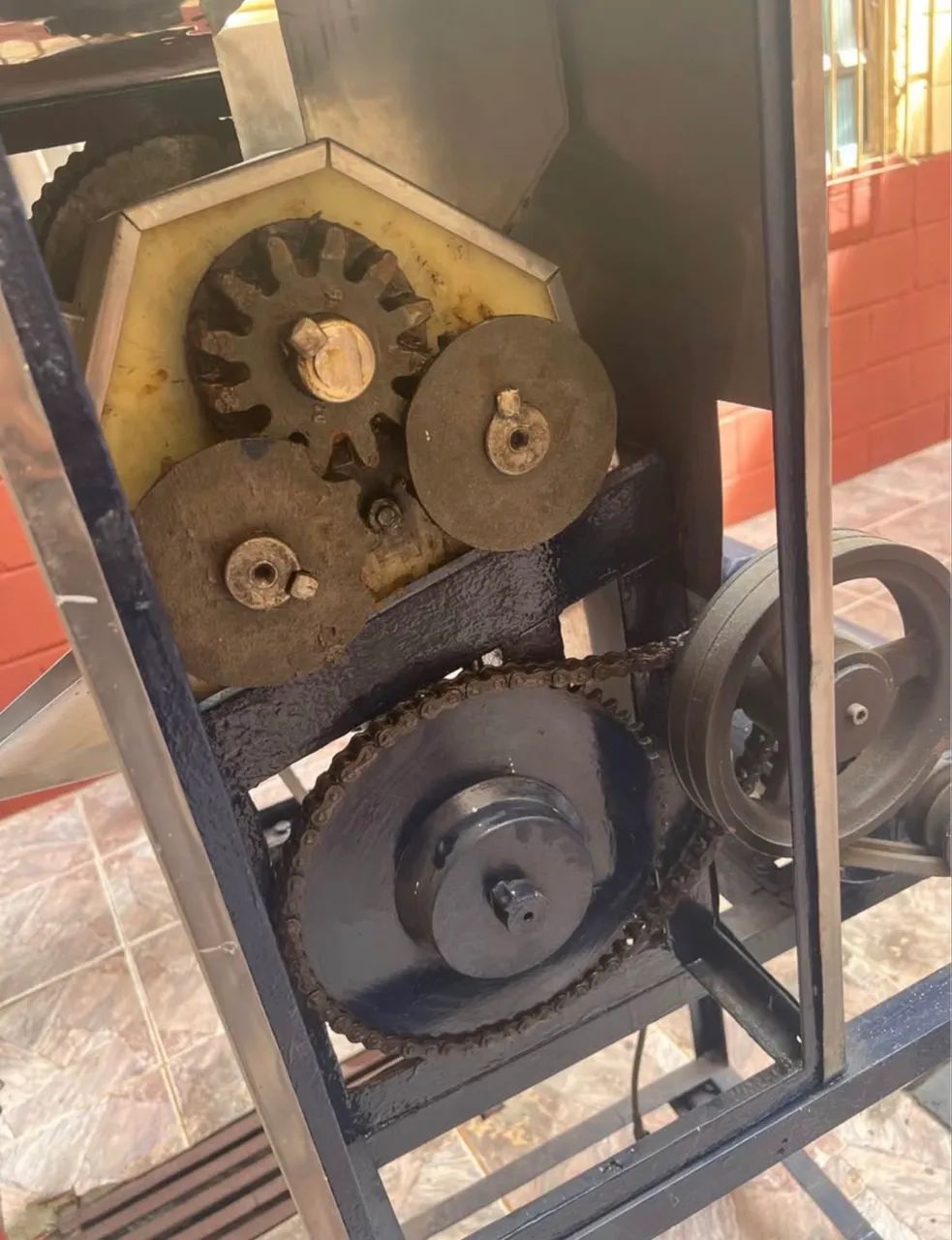 Vende-se Máquina de Caldo de Cana  - Foto 3