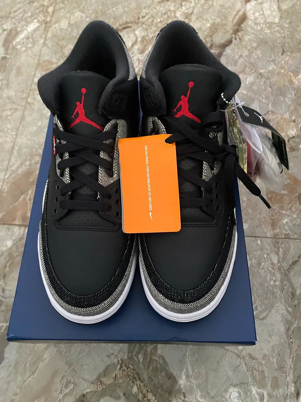 Tênis Nike Air Jordan 3 x Levis black white original - Calçados