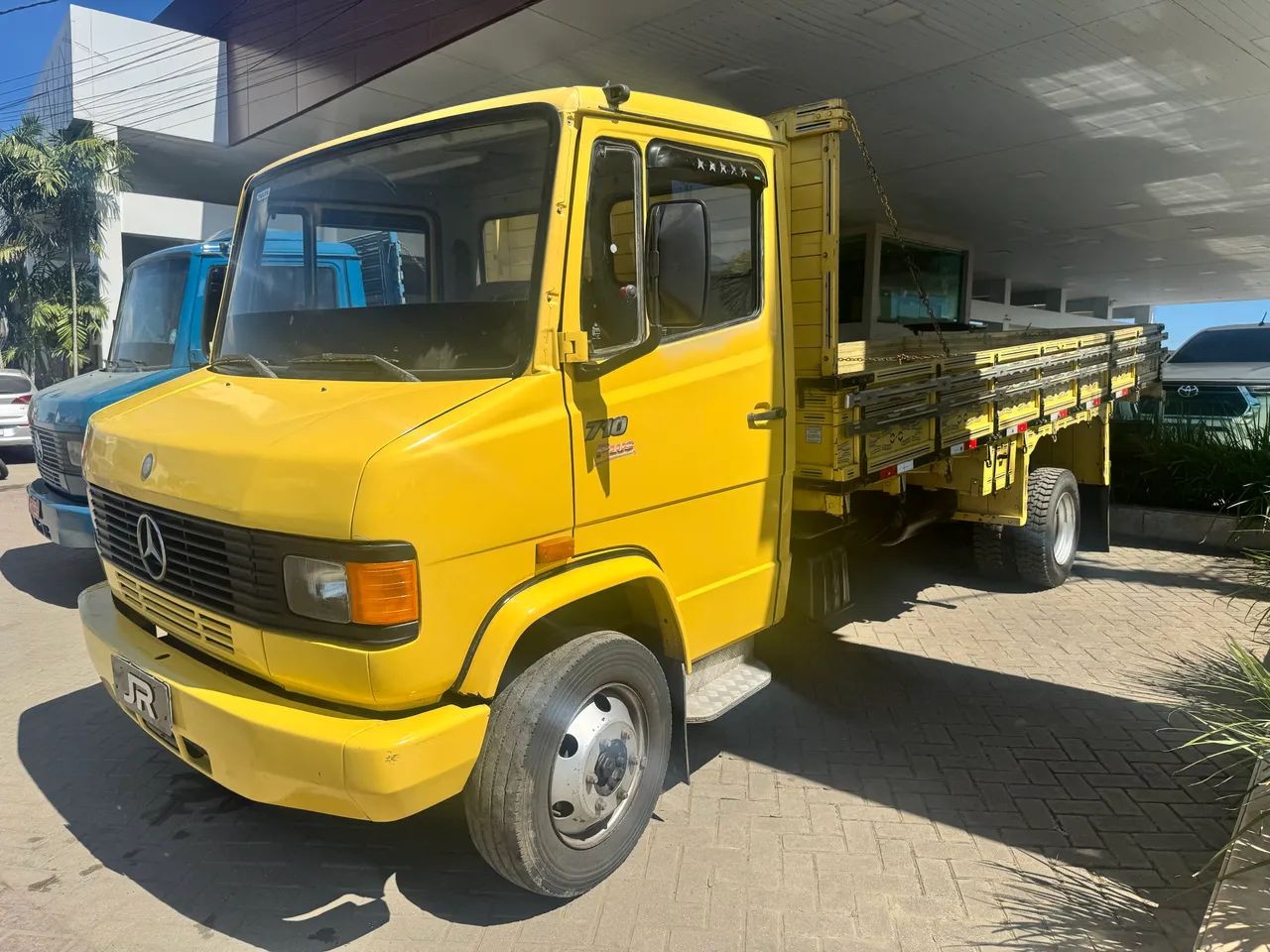 Mercedes-Benz /710/710 plus 