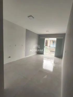 Apartamento para Locação no Rio Tavares com 2 Suítes, Varanda e 1 Vaga - Foto 2