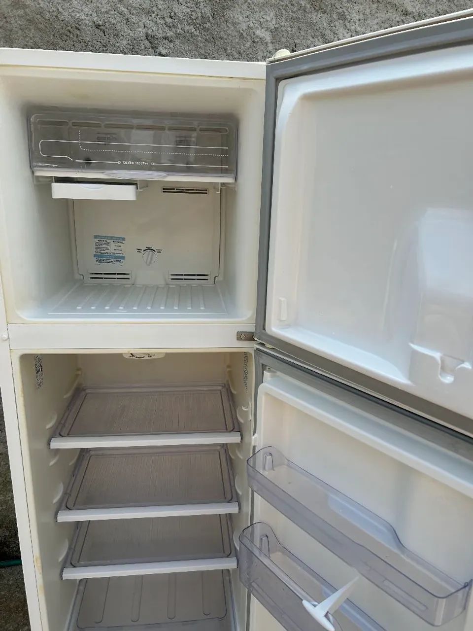 Geladeira electrolux duplex Frost Free gelando muito bem ENTREGO  - Foto 3