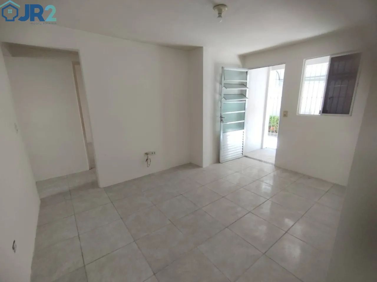 CASA EM CANDEIAS PRONTA PARA MORAR - Foto 2
