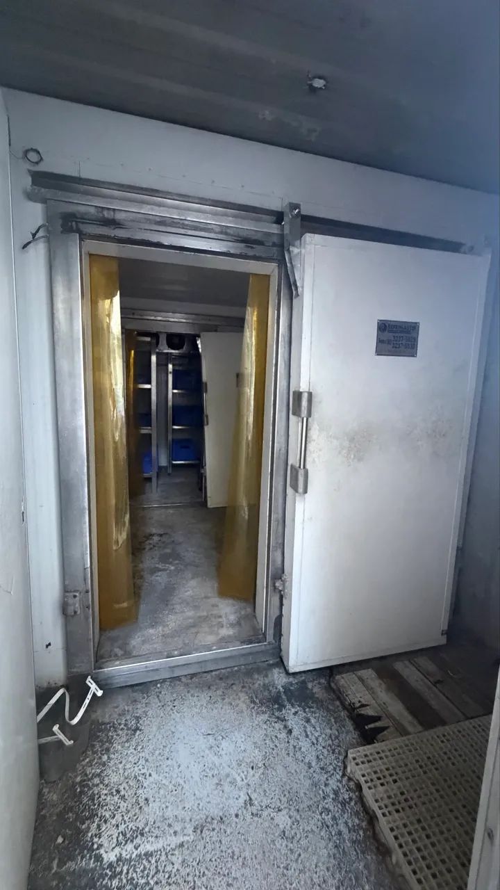 CONTAINER FRIGORÍFICO 20 PÉS