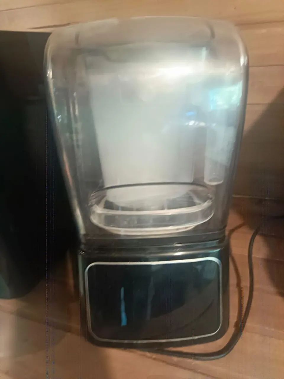 Vendo liquidificador com abafador e um copo extra