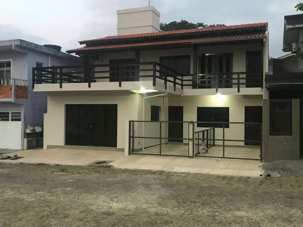 Casa no centro de Garopaba 3 dormitórios aluguel residencial anual