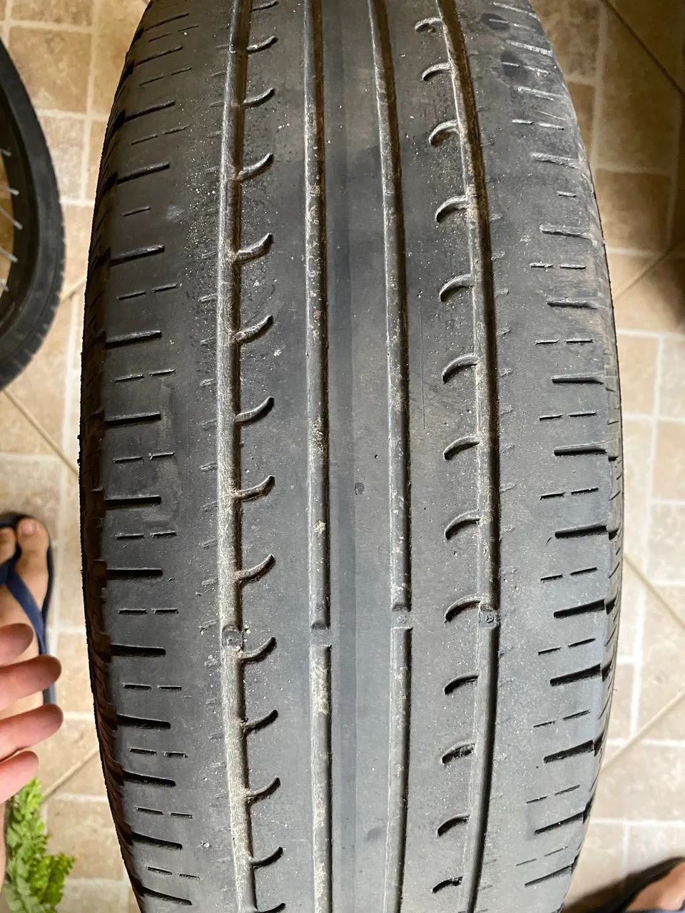 Pneu Goodyear efficientgrip 205/65 r16  - Foto 4