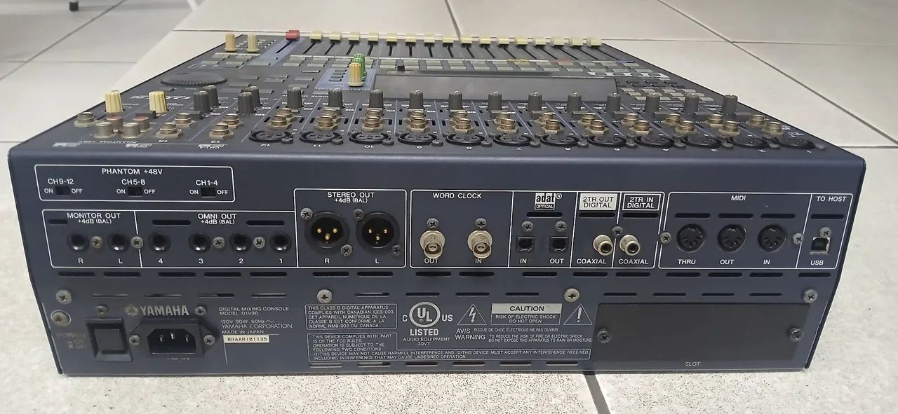 Mixer Digital Yamaha 01V96<br> - Foto 4