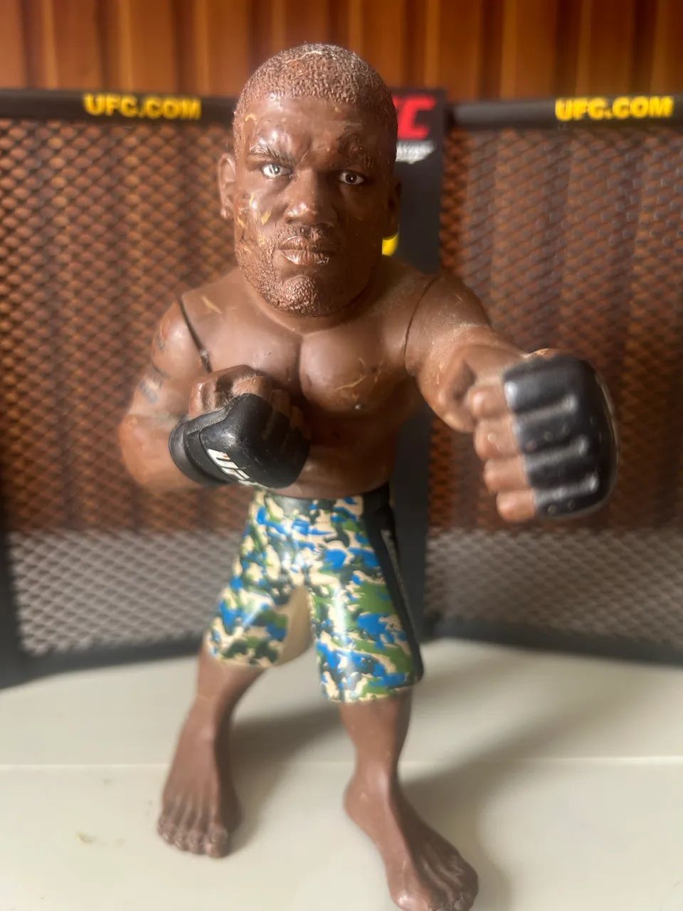 Bonecos UFC Round 5 Rampage Jackson e Forrest Griffin - Foto 2