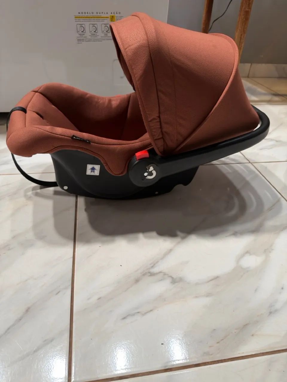 Bebê conforto e banheira - Foto 3