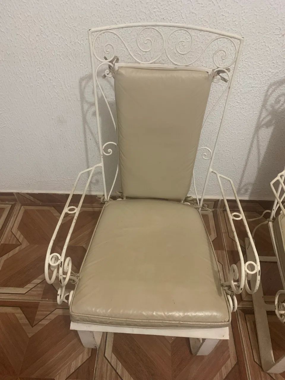 CADEIRA DE BALANÇO  - Foto 3