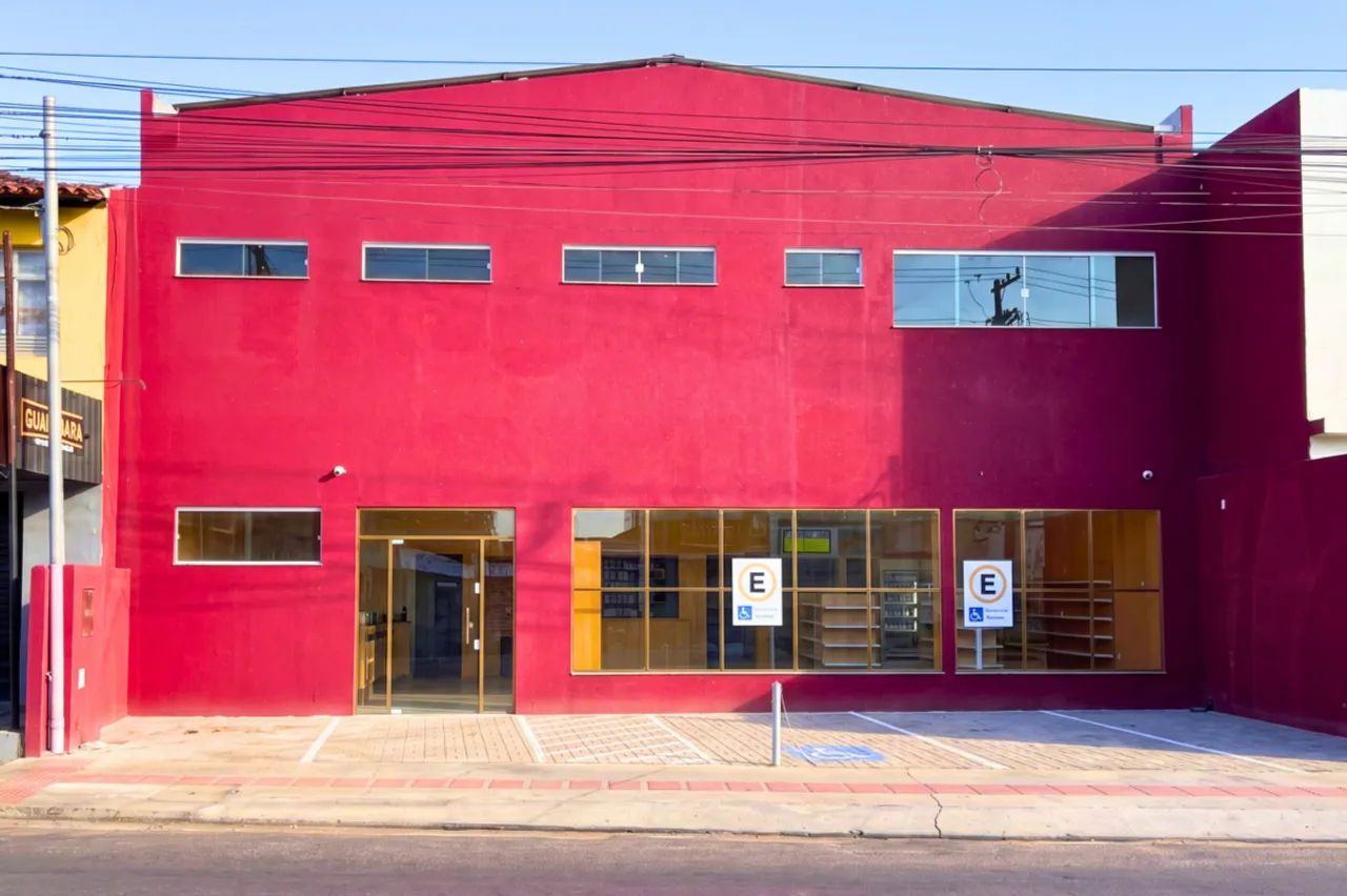 Casa comercial para venda em Atalaia, 181m²