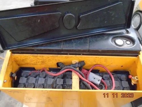 Empilhadeira transpaleteira elétrica - Foto 5