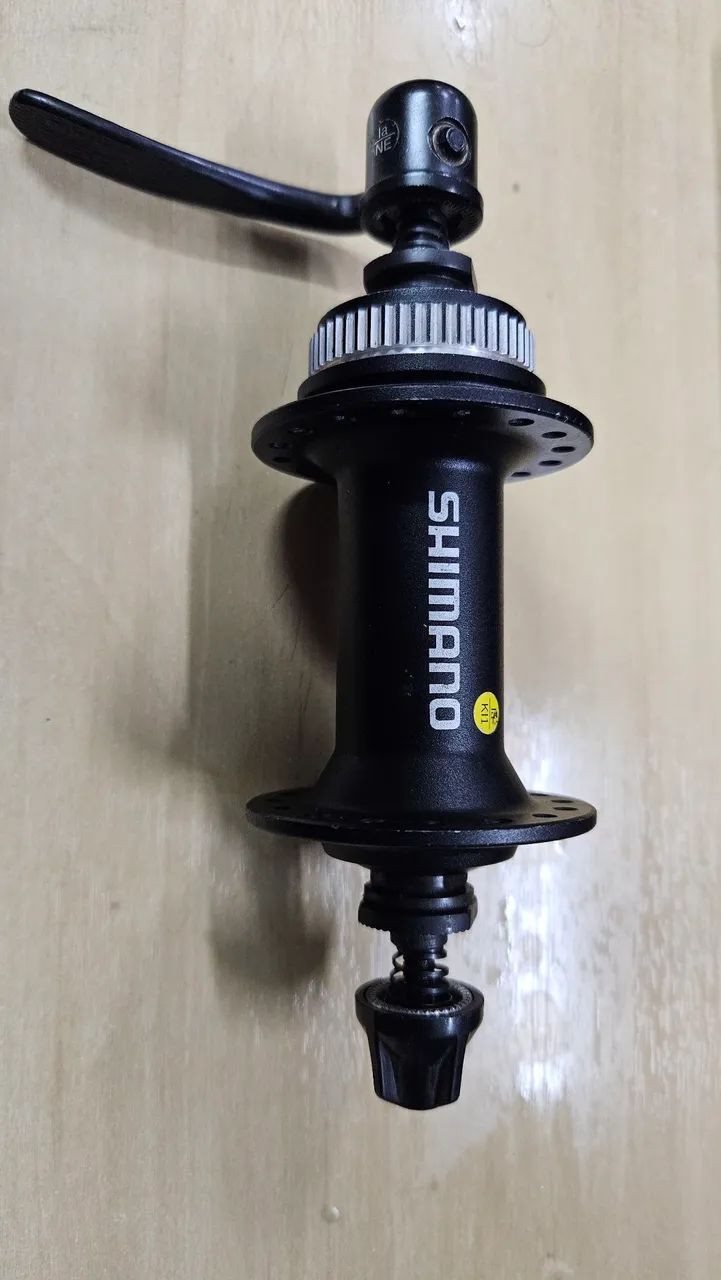 Cubo dianteiro  Shimano  m435 disco 32 furos - Foto 2