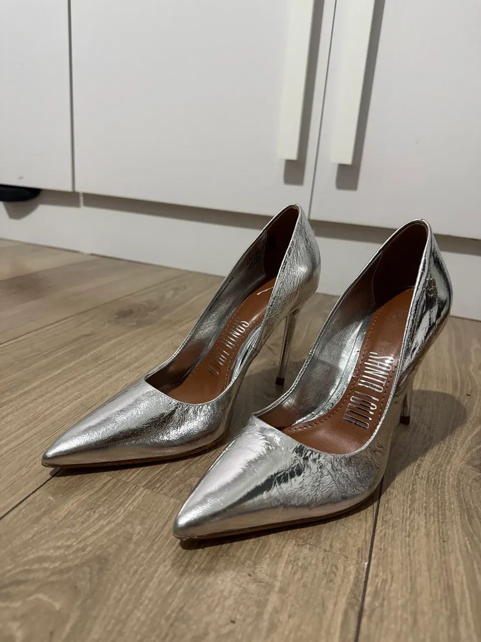 Scarpin Santa Lolla prata