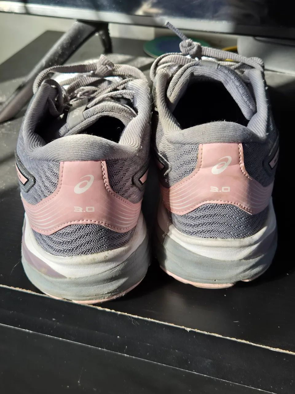 tênis asics gel-shogun 3 cinza e rosa - Calçados - Parque Boa
