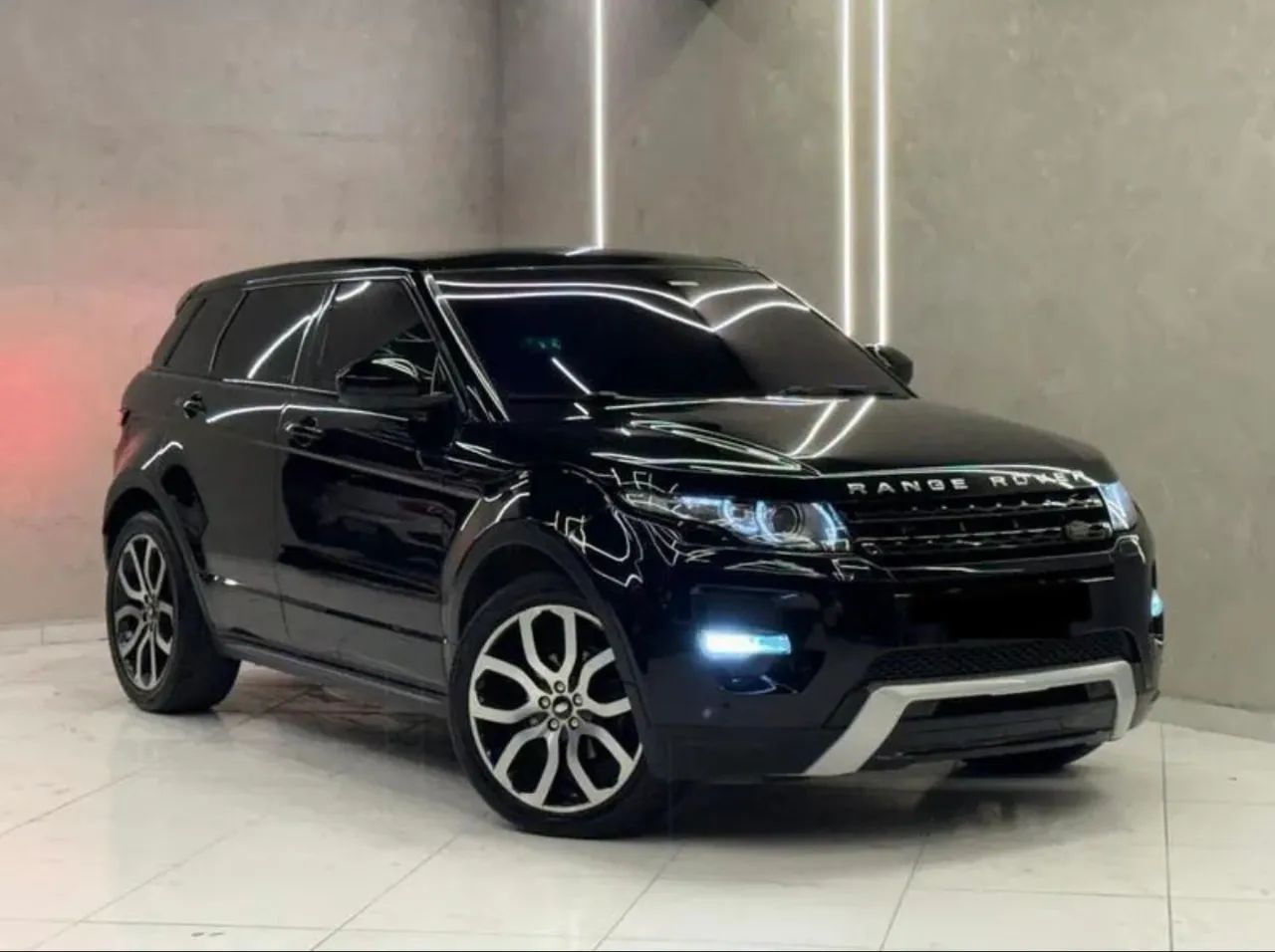 Land Rover Range Rover Evoque Prestige Tech 2.0 AUT 5P 2014
