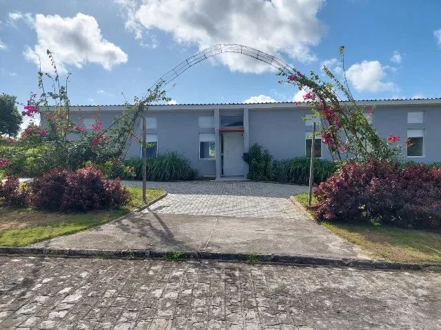 CASA À VENDA | 187 M² | 3 QUARTOS | LOTE DE 1.832 M²
