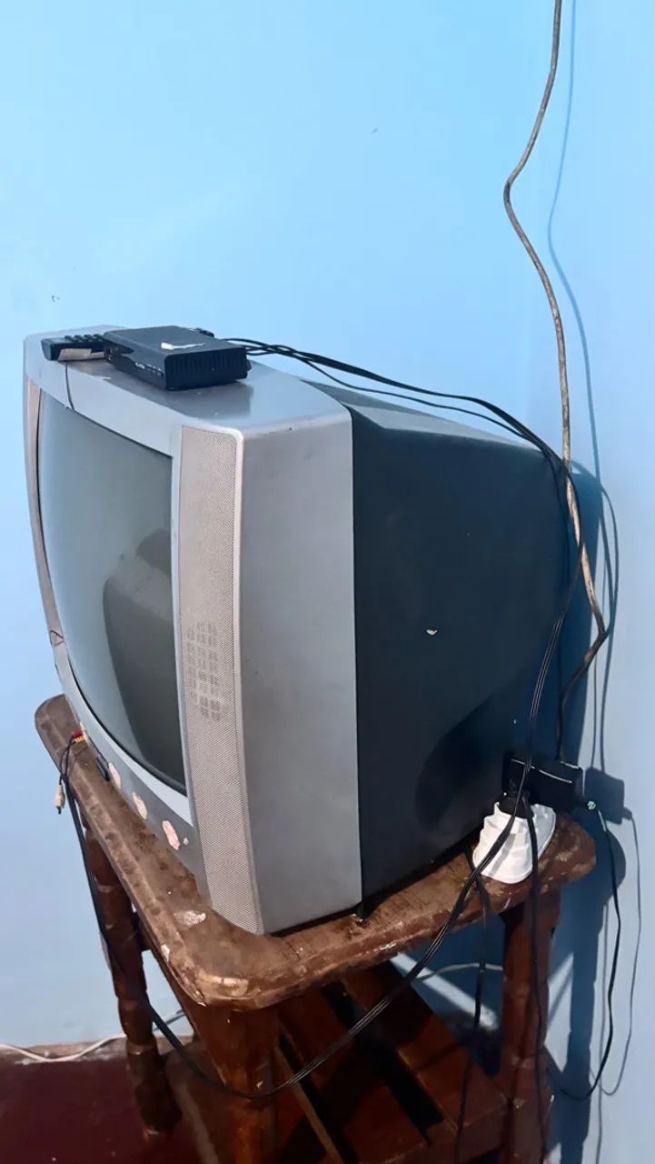 Televisão de tubo - Foto 2