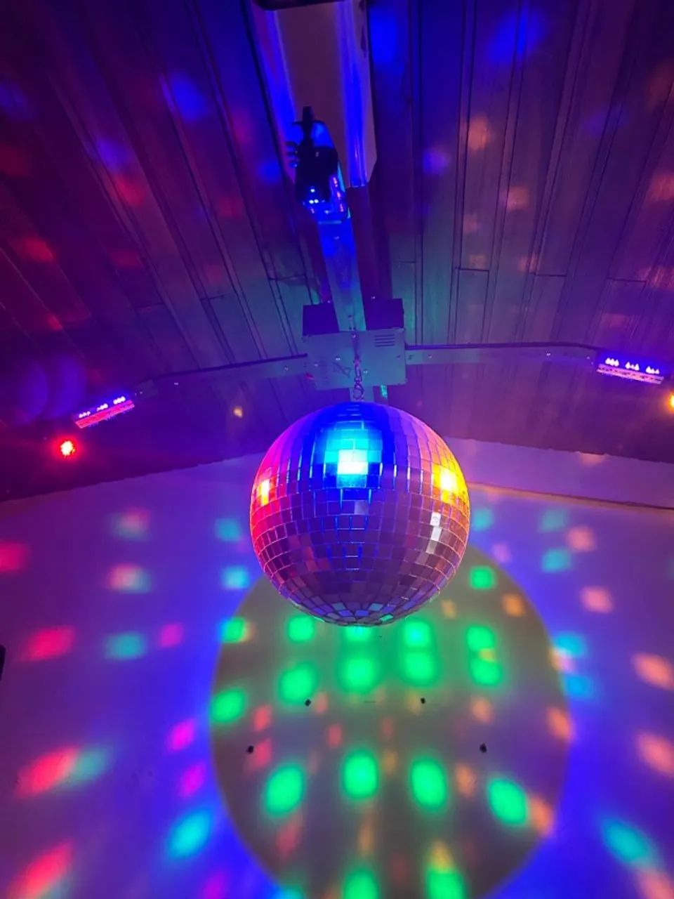 Globo de espelho com luz negra - Foto 2
