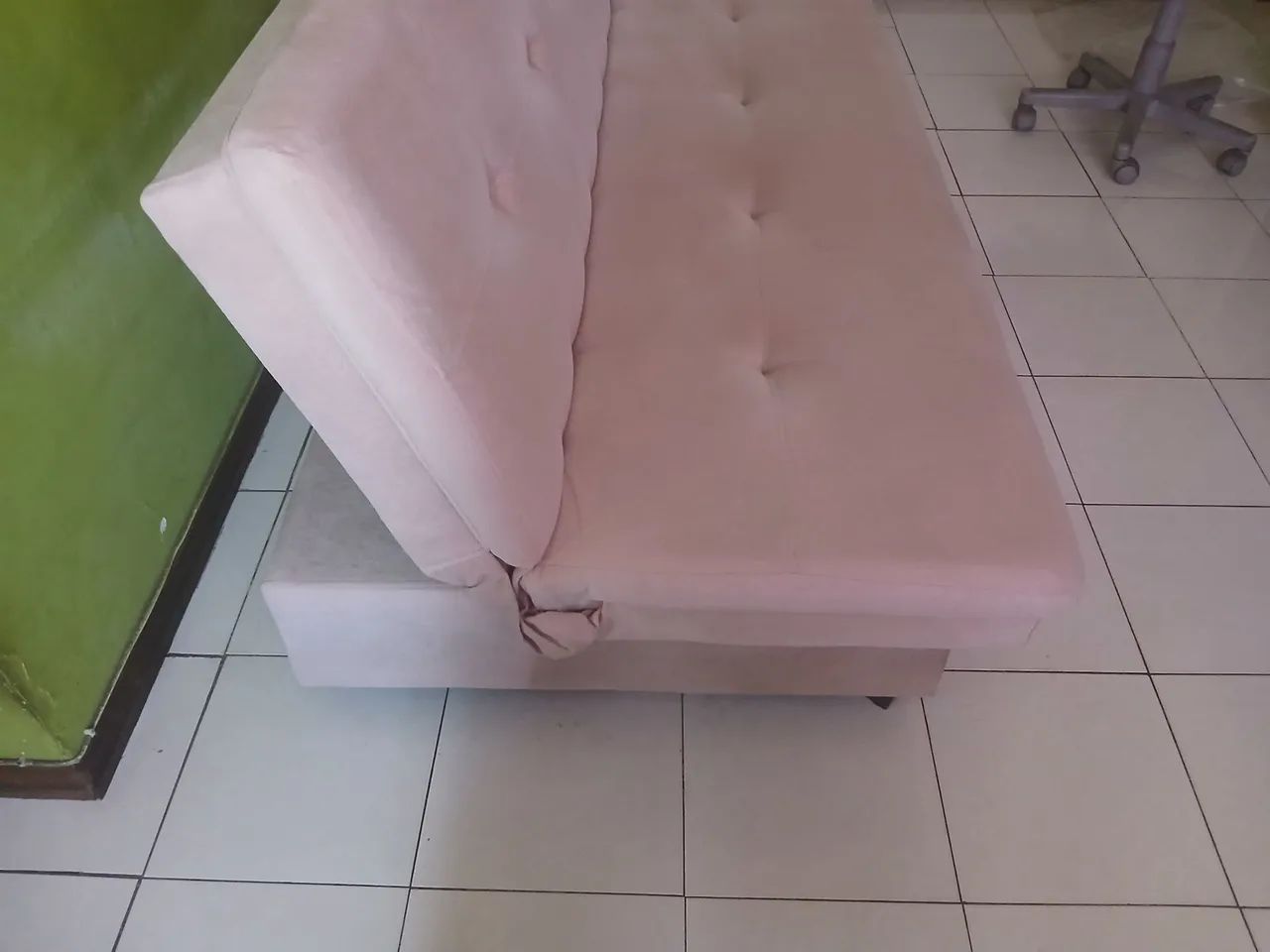 SOFÁ CAMA 3 LUGARES ROSA  - Foto 3