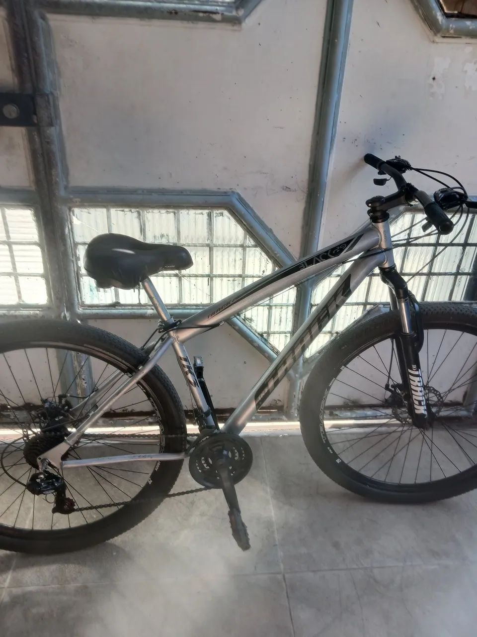 Vendo bicicleta aro 29  - Foto 4